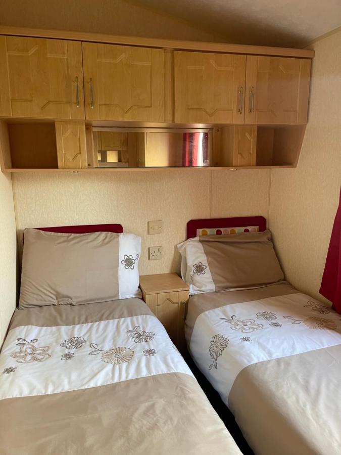 Immaculate 2-Bed Static Caravan At Monrieth Newton Stewart Exterior foto